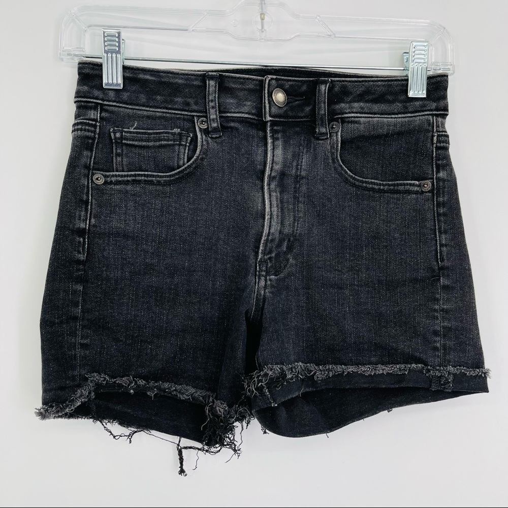 American Eagle super hi‎ rise shortie shorts cut off cuffed raw hem size 2 black